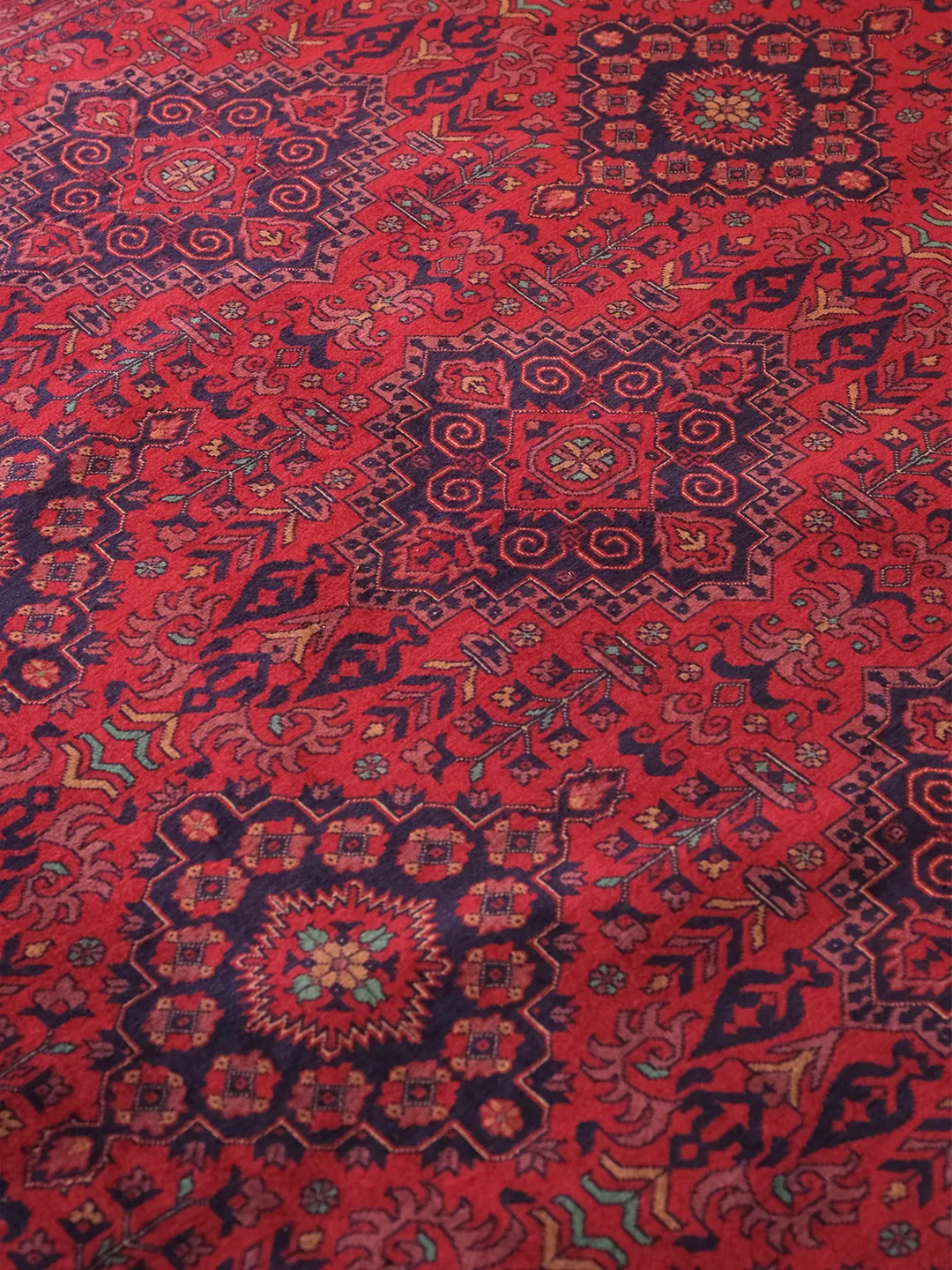 Afgan Halı   %100 Saf Yün   2.95× 2.01 =5.92m2  35x45ilmek