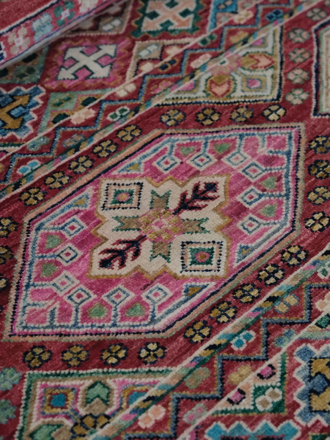 Afgan El Dokuma Yolluk   %100 Saf Yün   2.91× 0.81 =2.36 m2