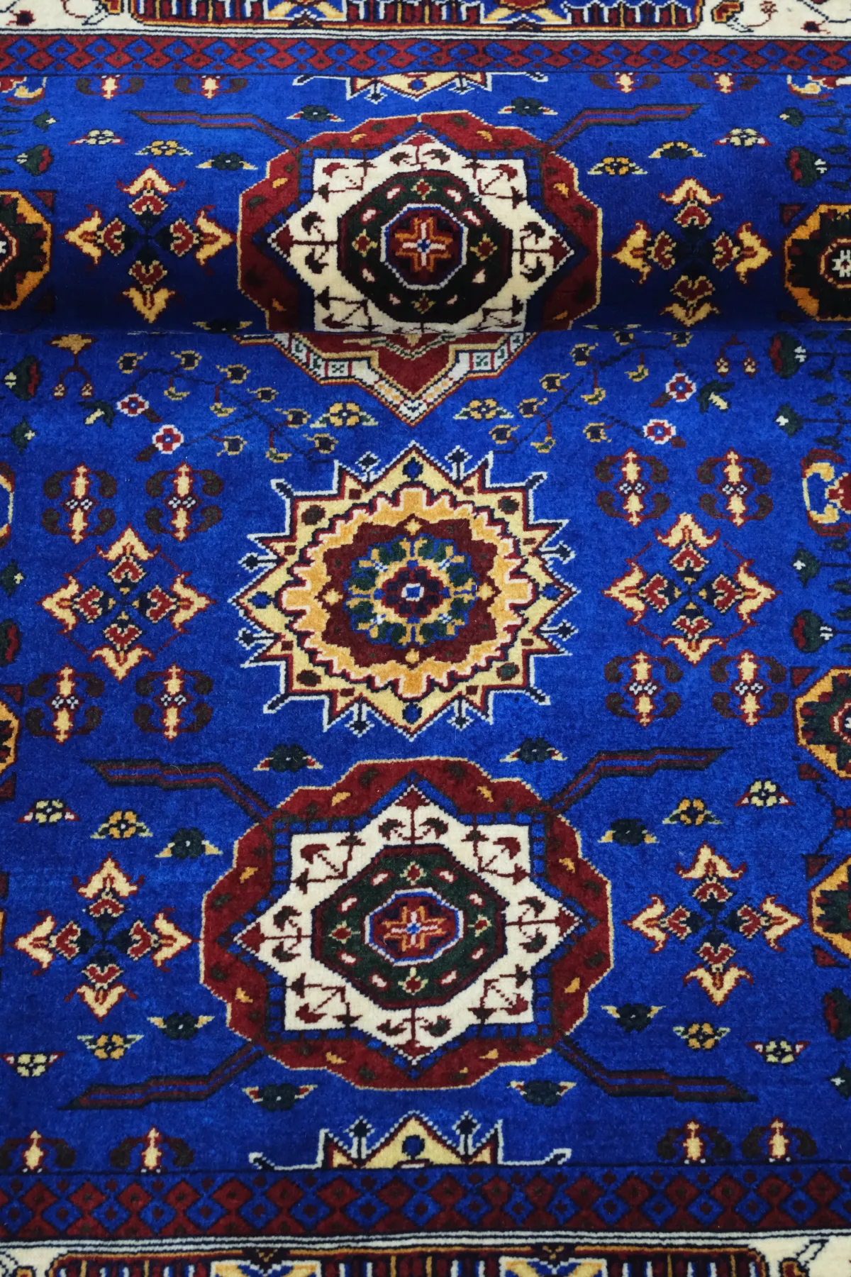 Afgan Halı  %100 Saf Yün  2.00x.1.53= 3.06m2  35x40 ilmek