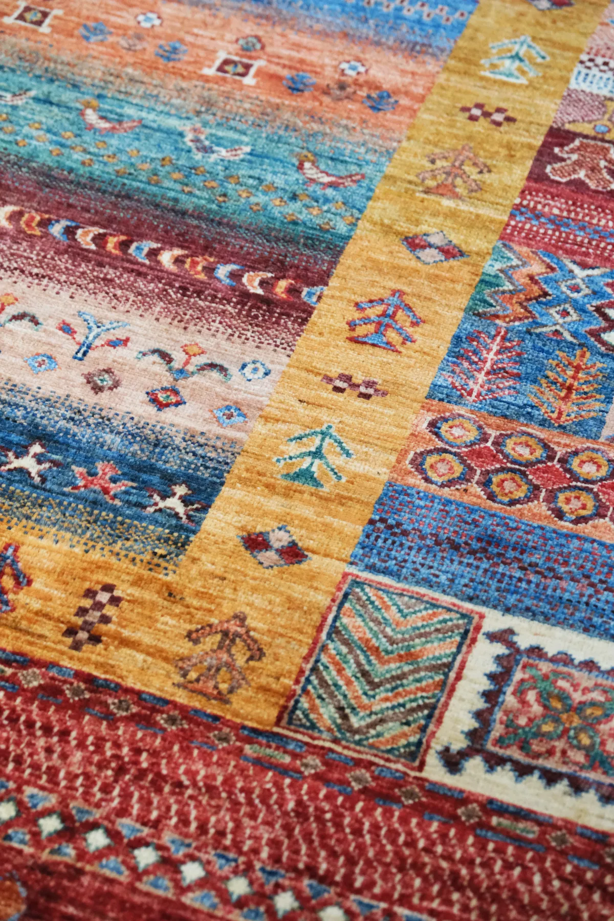 Afgan Halı  %100 Saf Yün  2.34x.1.74= 4.07m2  35x40 ilmek